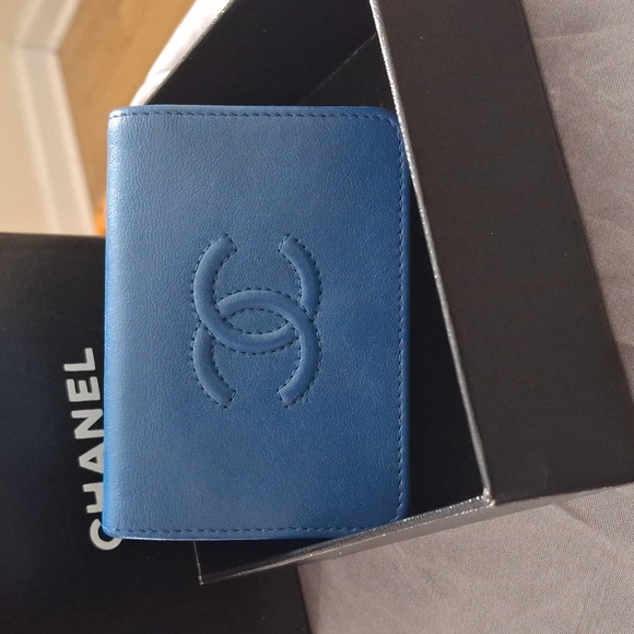 Chanel small wallet - Picture 1 of 9
